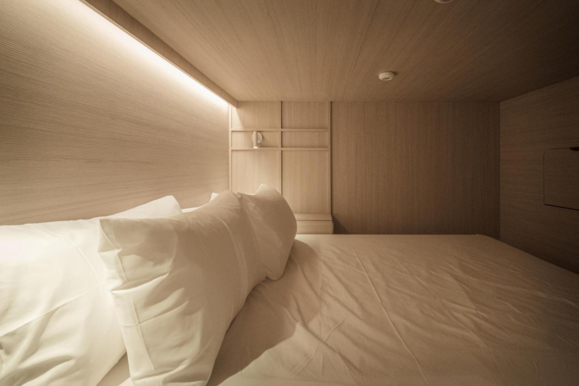 Jyu Capsule Hotel シンガポール エクステリア 写真